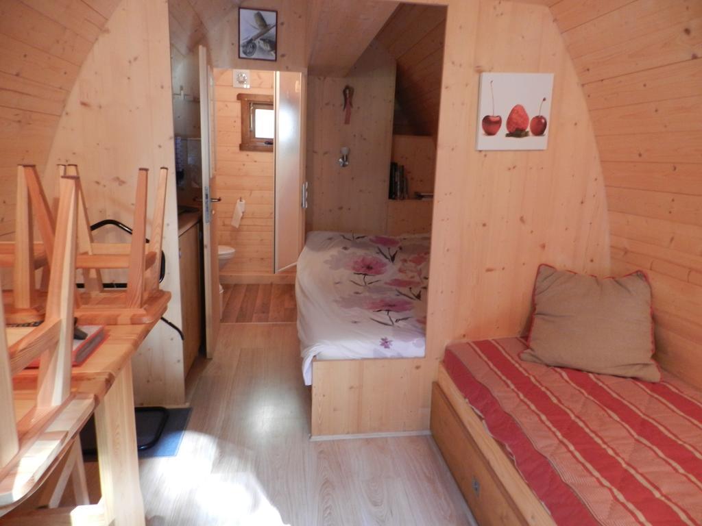 B&B Le Danica Dordives Exteriör bild