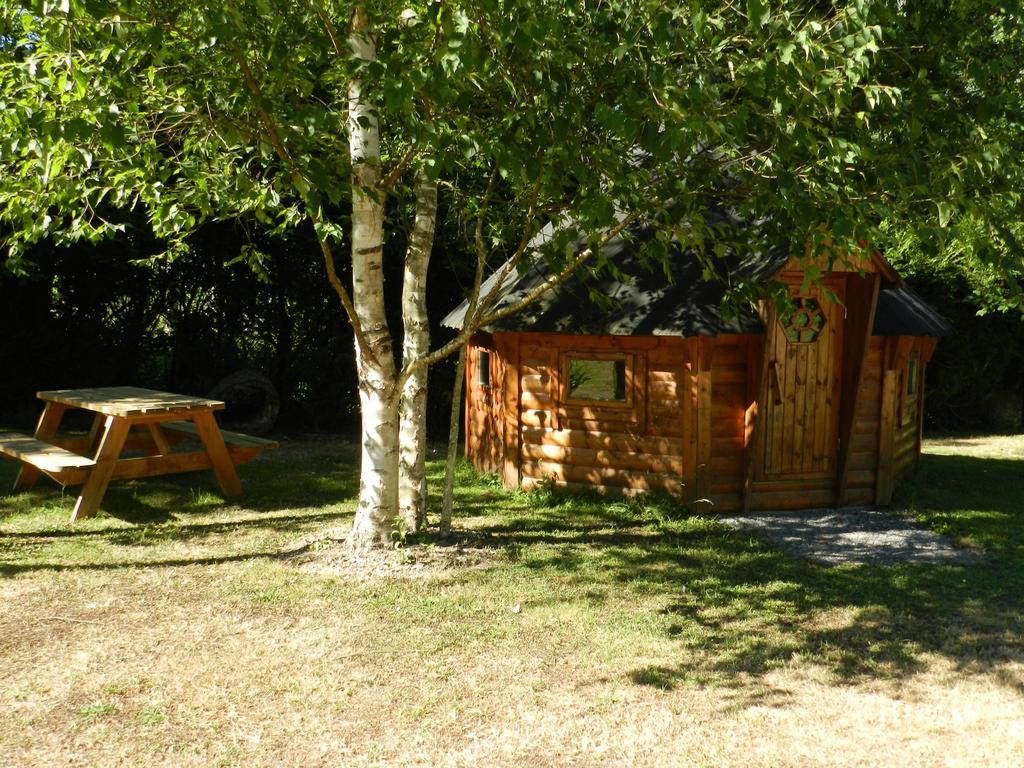 B&B Le Danica Dordives Exteriör bild