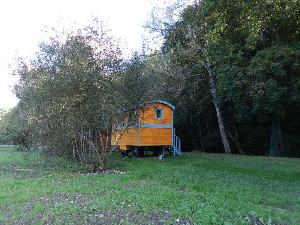 B&B Le Danica Dordives Exteriör bild